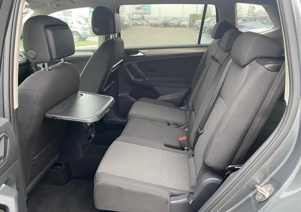 Volkswagen Tiguan cena 112500 przebieg: 93085, rok produkcji 2018 z Kalisz małe 596